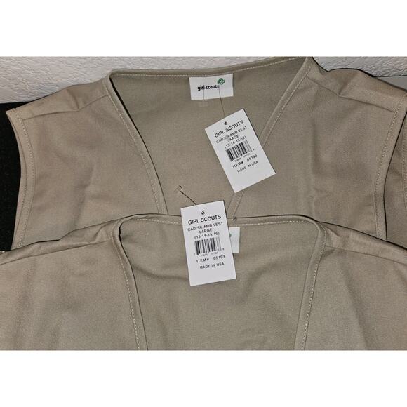 NWT! (2) Girl Scout Cadette Vest Size Large Beige - Picture 8 of 9